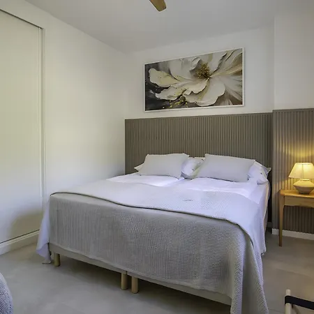 Icon Marina La Ola Apartment *